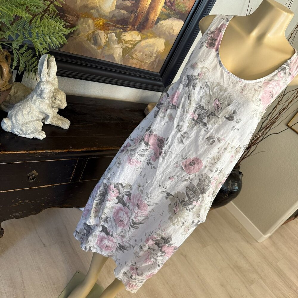 ITALIAN LINEN DRESS Bohemian Peasant Style sleeveless mid length pockets